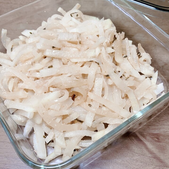 明太子パスタソースでピリ辛大根ナムル